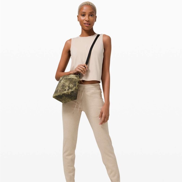 Lululemon on my level bag micro Ink Vapor Tofino Sand Multiple colors - Picture 3 of 6